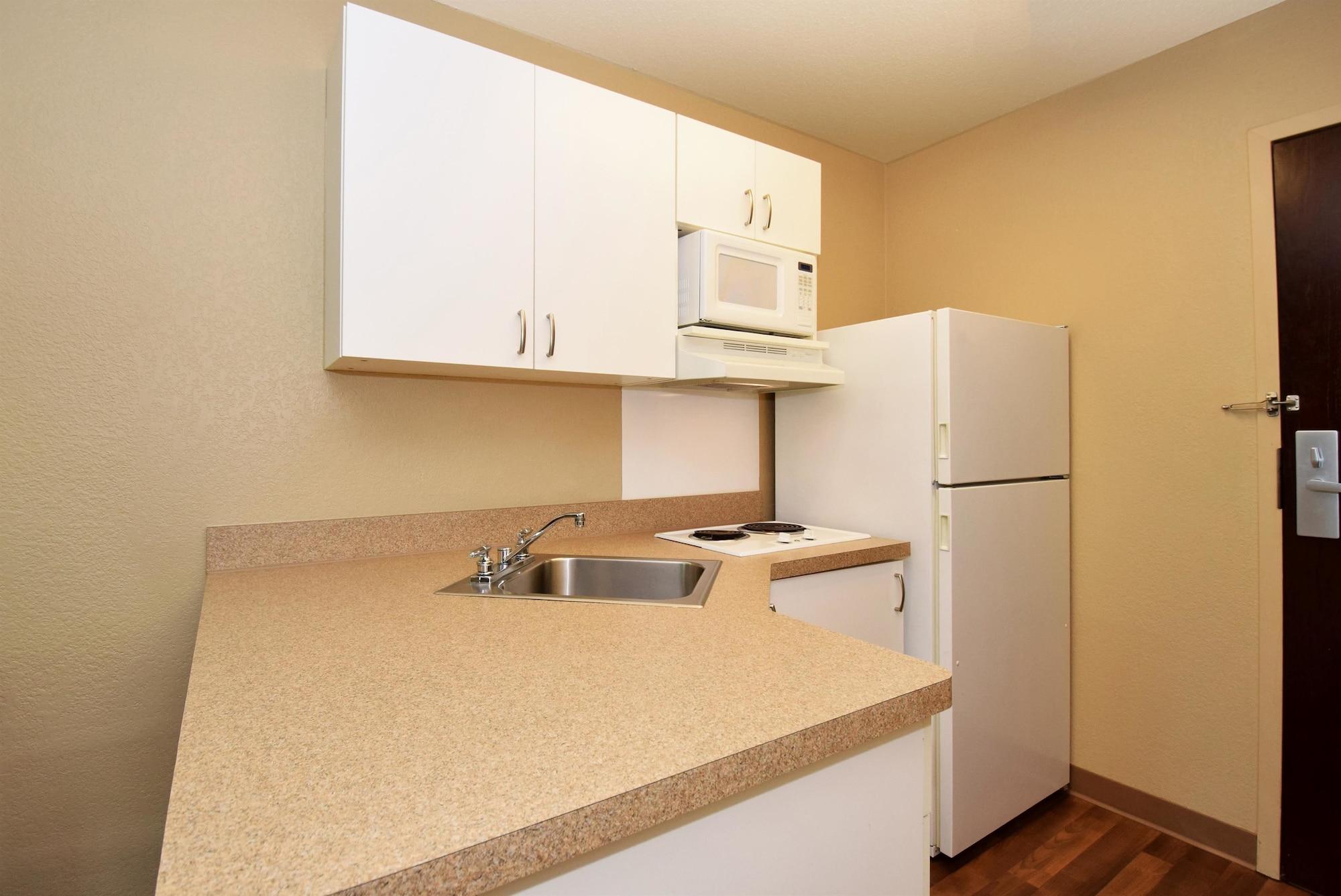 Extended Stay America Suites - Orange County - Katella Ave Екстер'єр фото