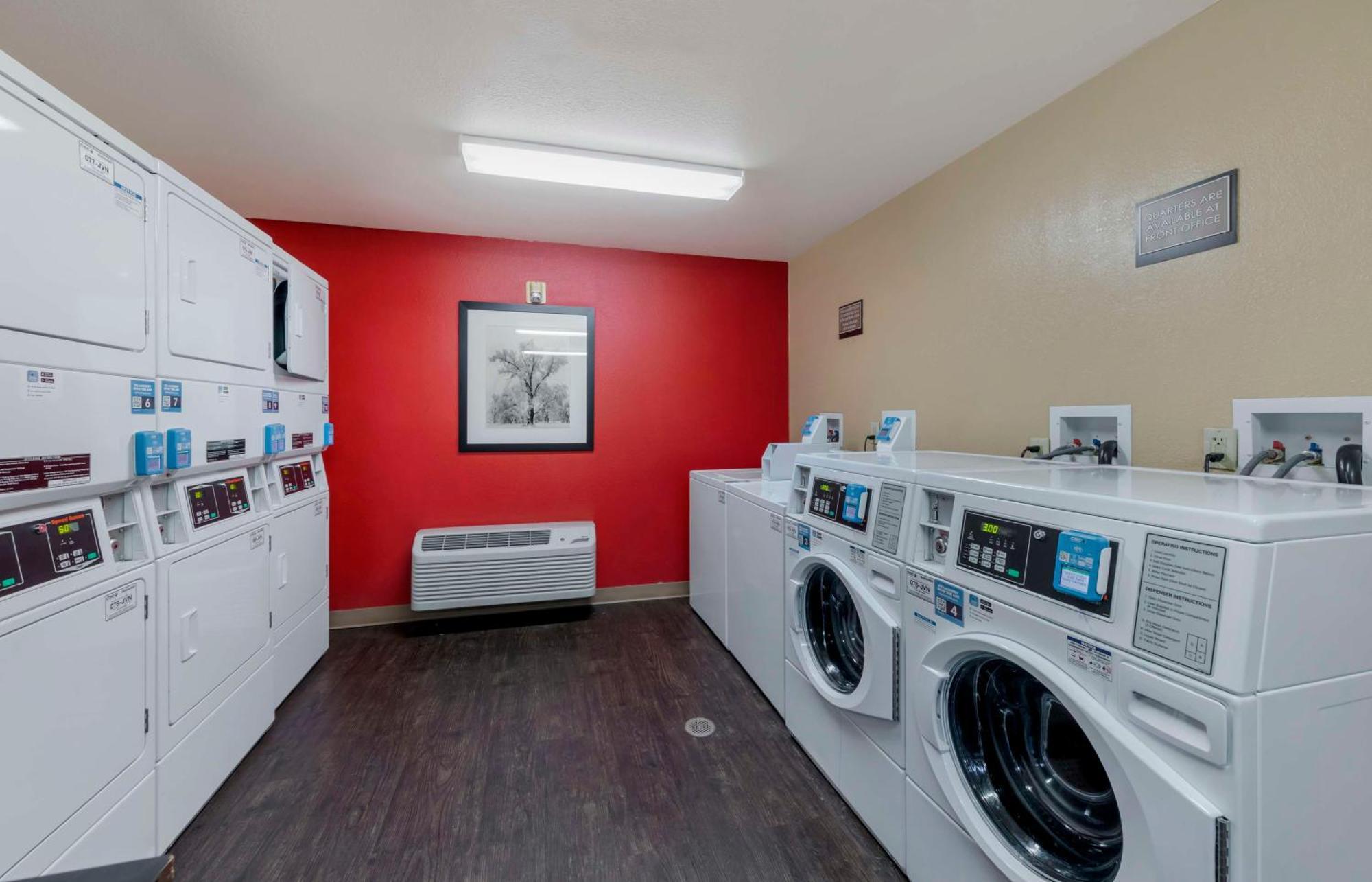 Extended Stay America Suites - Orange County - Katella Ave Екстер'єр фото