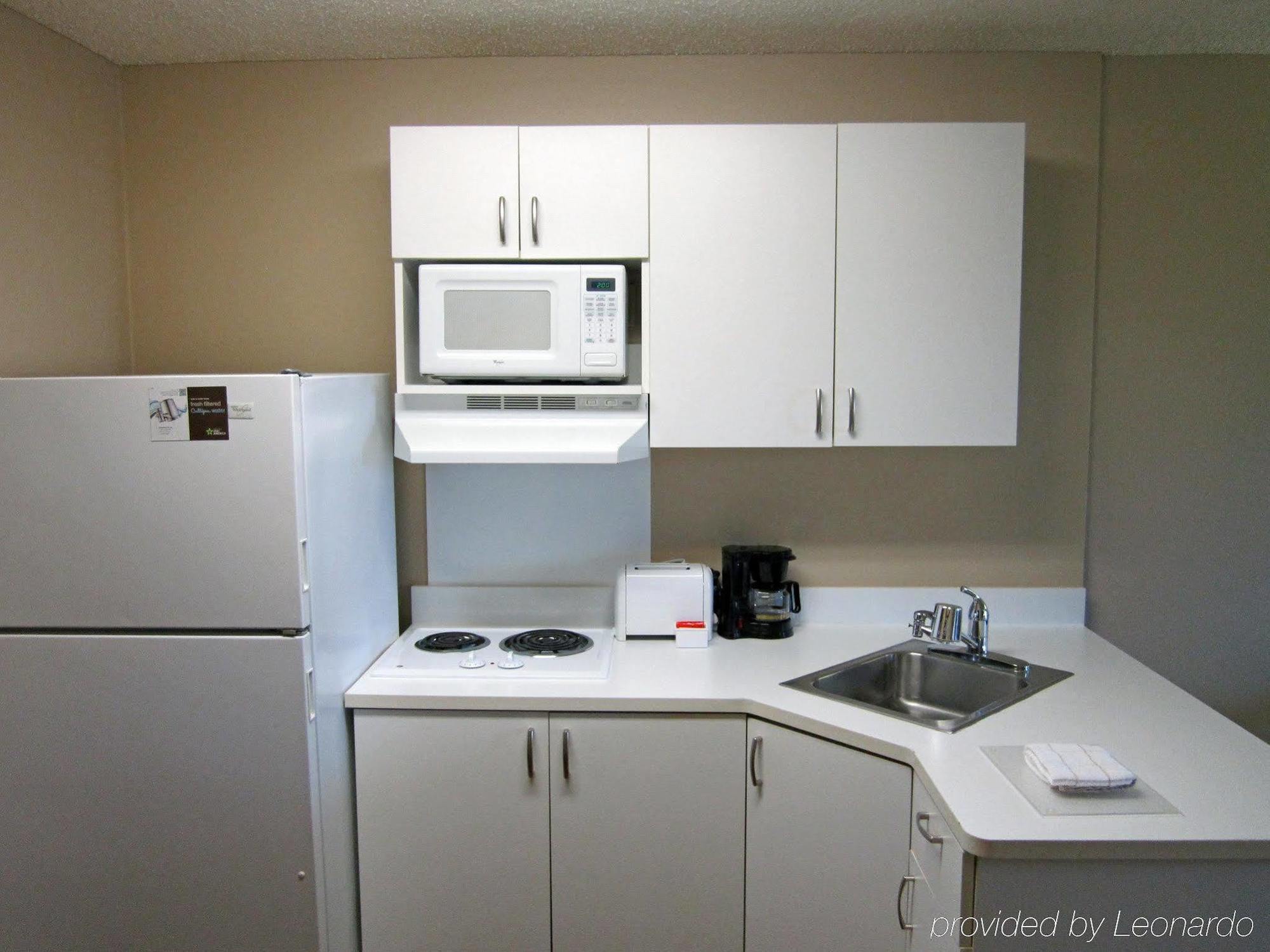 Extended Stay America Suites - Orange County - Katella Ave Екстер'єр фото